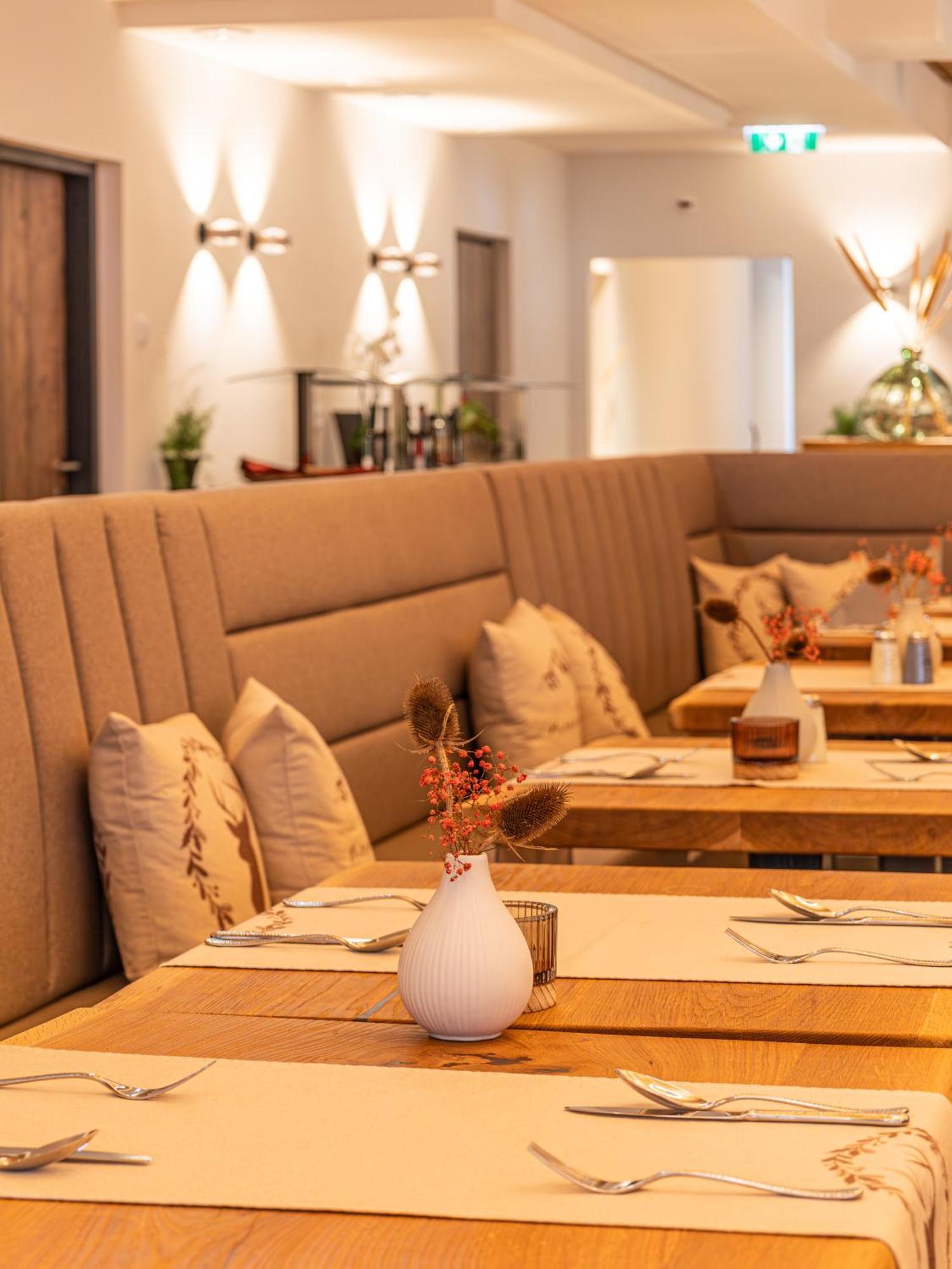 סאלפלדן אם שטיינרן מיר Hotel Das Saal מראה חיצוני תמונה